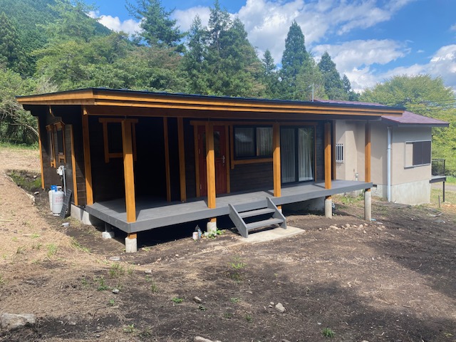 T様邸 ログハウス新築（宇陀郡御杖村）— 両親が建てた敷地に建てた家族のための住まい